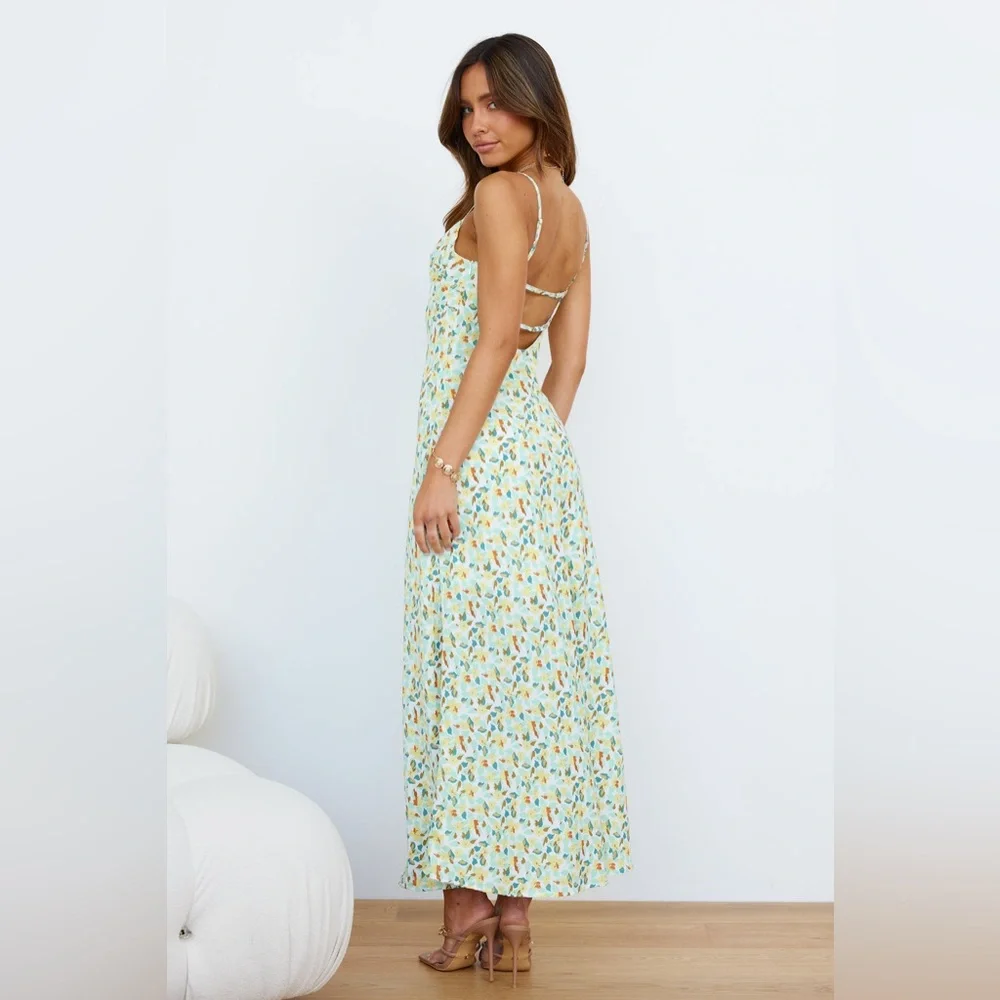 Hello Molly Smiley Moments Floral Maxi Dress Open Back Size 10